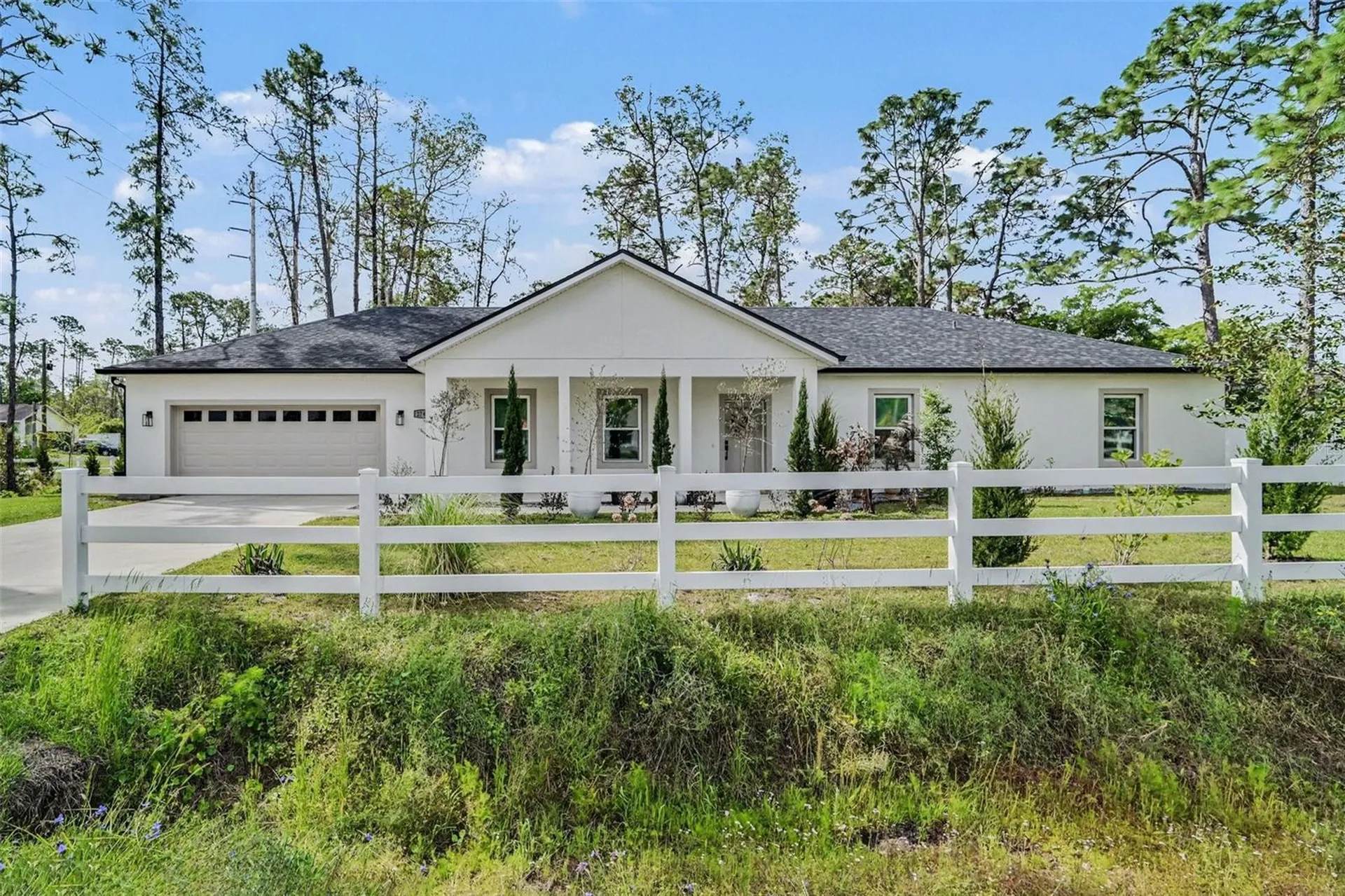 2740 Iris Road Deland FL 32724