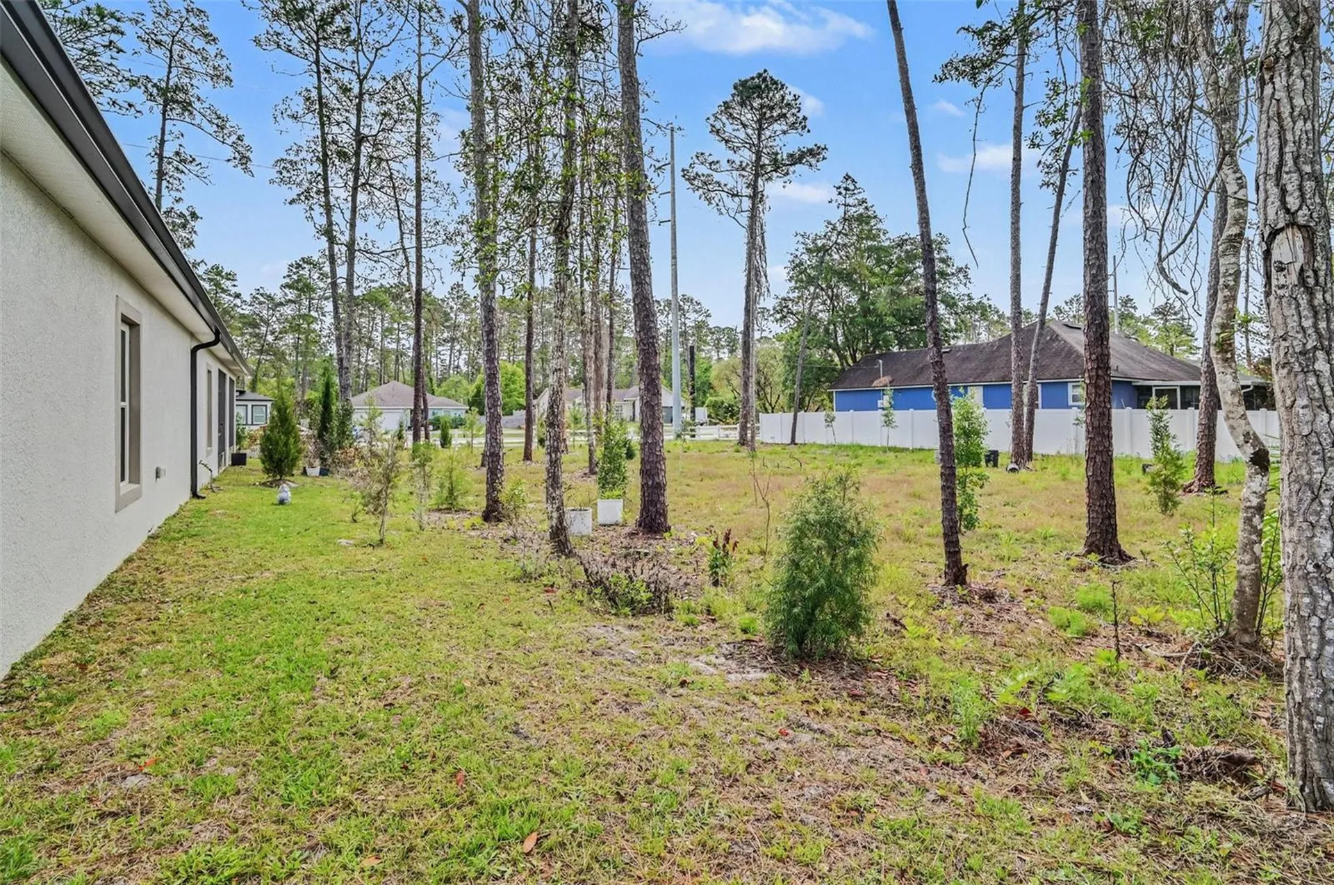 2740 Iris Road Deland FL 32724