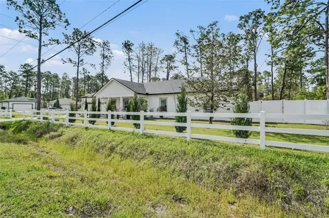 2740 Iris Road Deland FL 32724