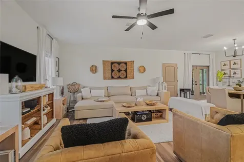 2740 Iris Road Deland FL 32724