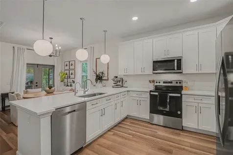 2740 Iris Road Deland FL 32724