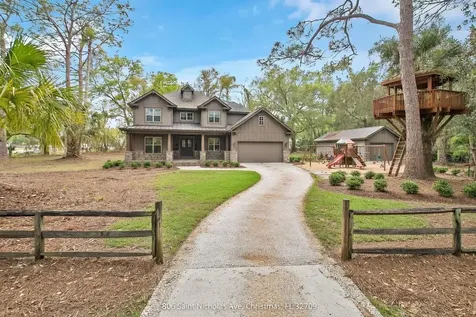 806 Saint Nicholas Avenue Christmas FL 32709