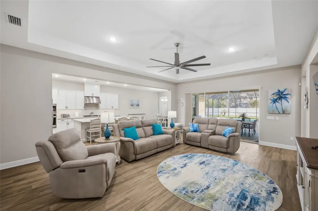 115 Brookover Lane Brandon FL 33511