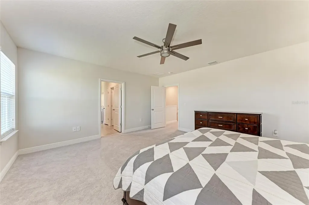 5336 Grove Mill Loop Bradenton FL 34211