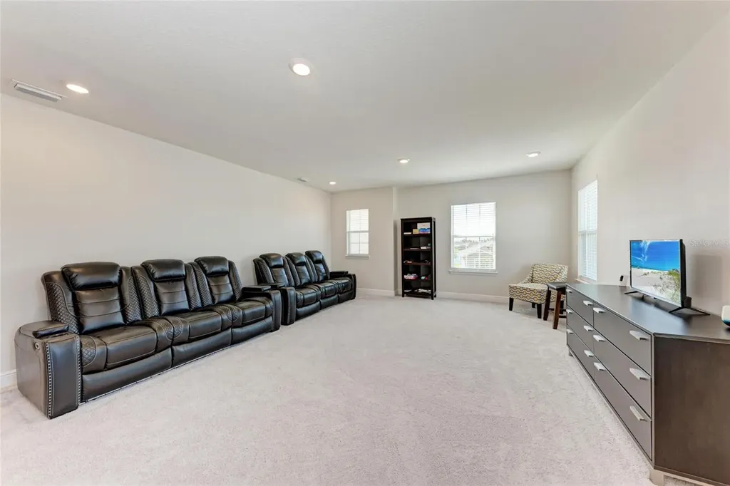 5336 Grove Mill Loop Bradenton FL 34211