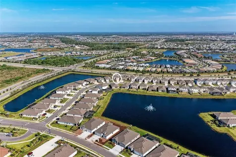 5336 Grove Mill Loop Bradenton FL 34211