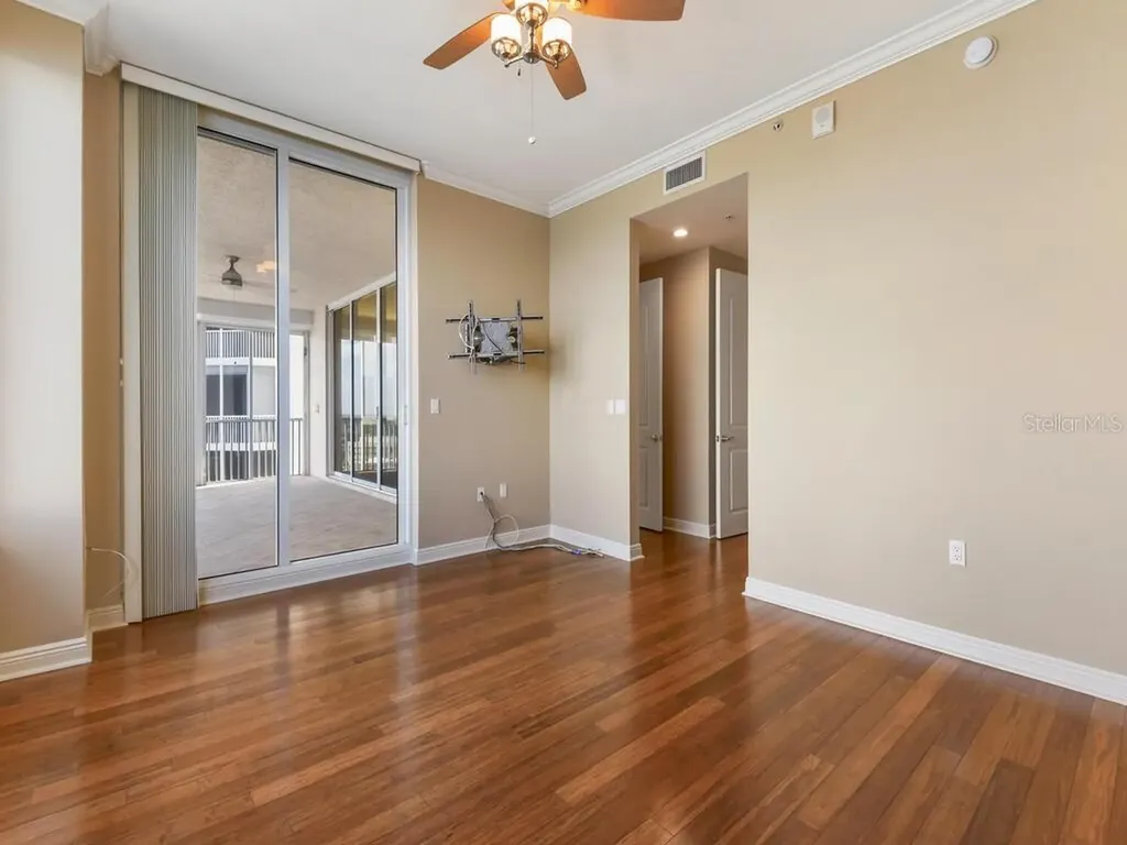 2104 W First Street Fort Myers FL 33901