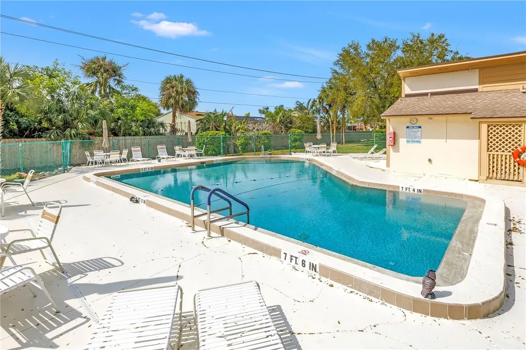 2932 64th Street W Bradenton FL 34209