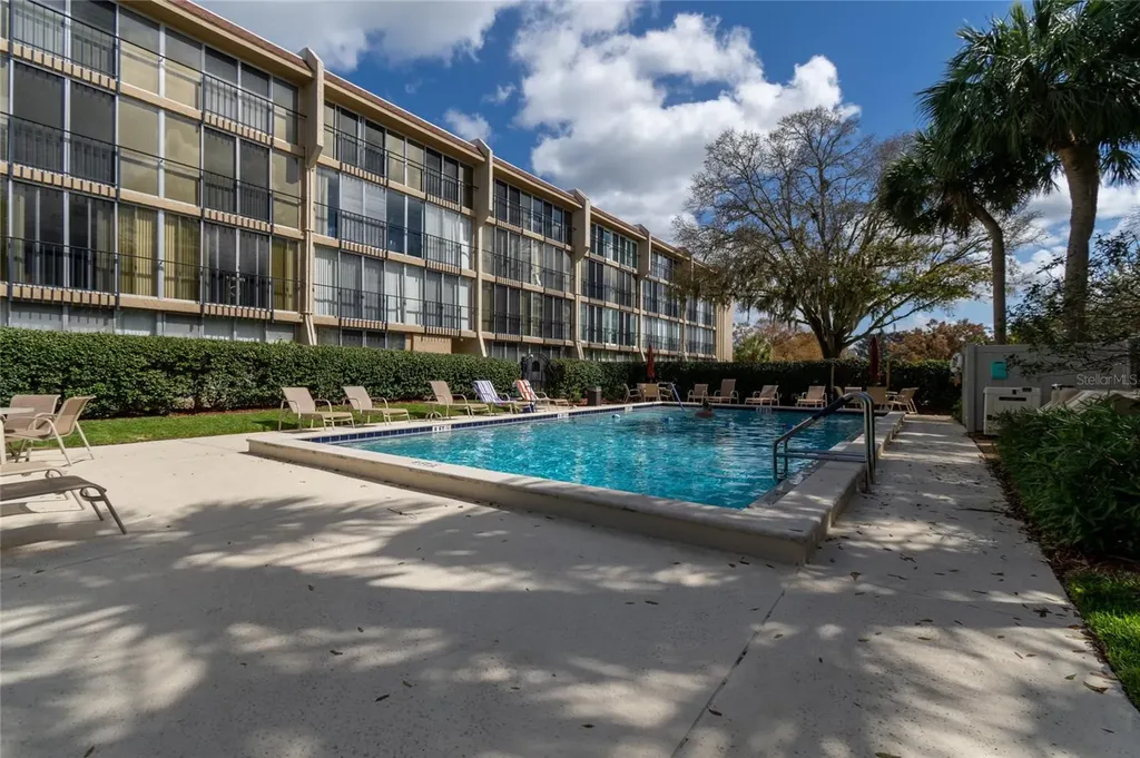 90 S Highland Avenue Tarpon Springs FL 34689