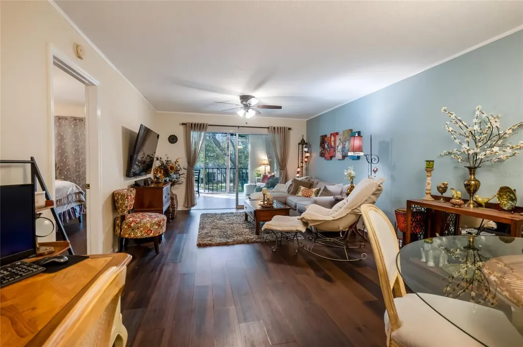 90 S Highland Avenue Tarpon Springs FL 34689