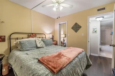 90 S Highland Avenue Tarpon Springs FL 34689