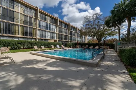 90 S Highland Avenue Tarpon Springs FL 34689