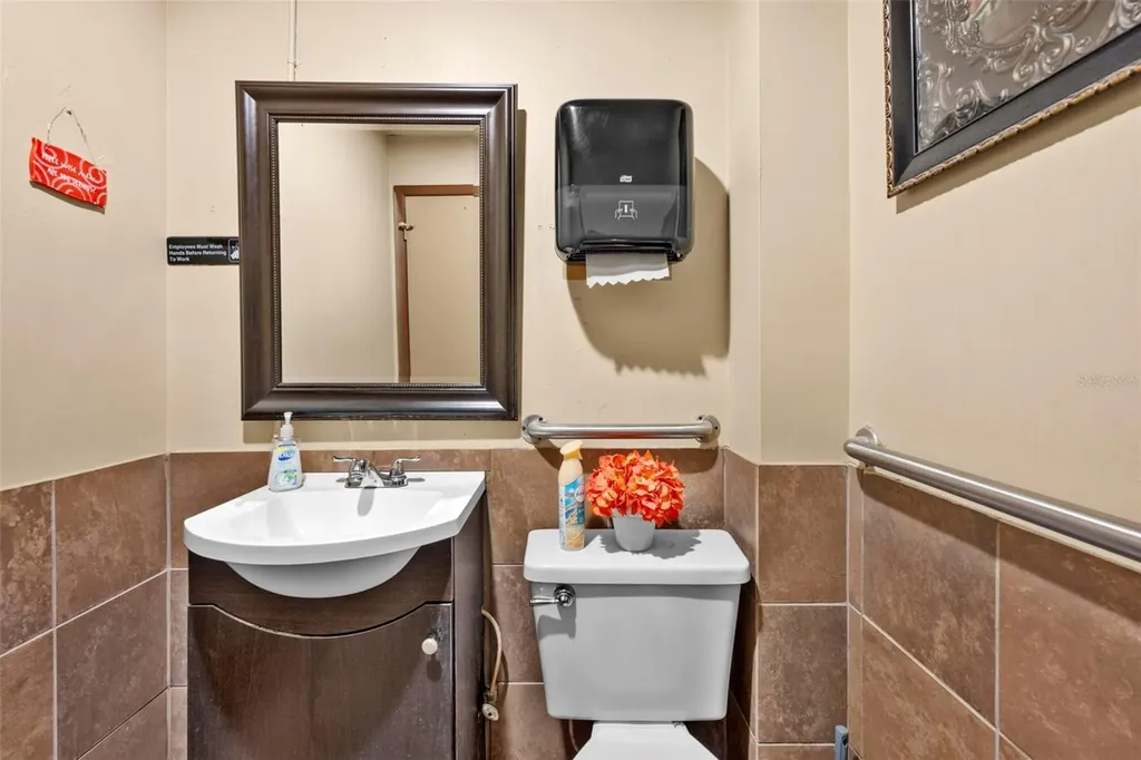 7390 Shoal Line Boulevard Weeki Wachee FL 34607