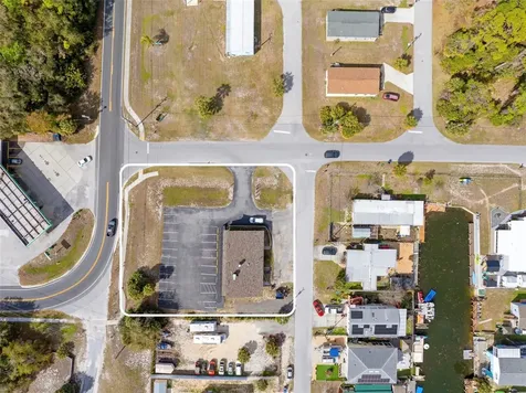 7390 Shoal Line Boulevard Weeki Wachee FL 34607