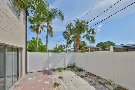 11916 133rd Avenue Largo FL 33778