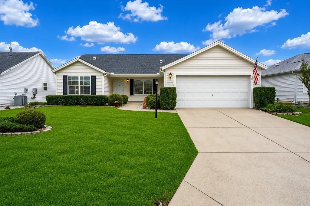 17713 SE 89th Milford Avenue The Villages FL 32162