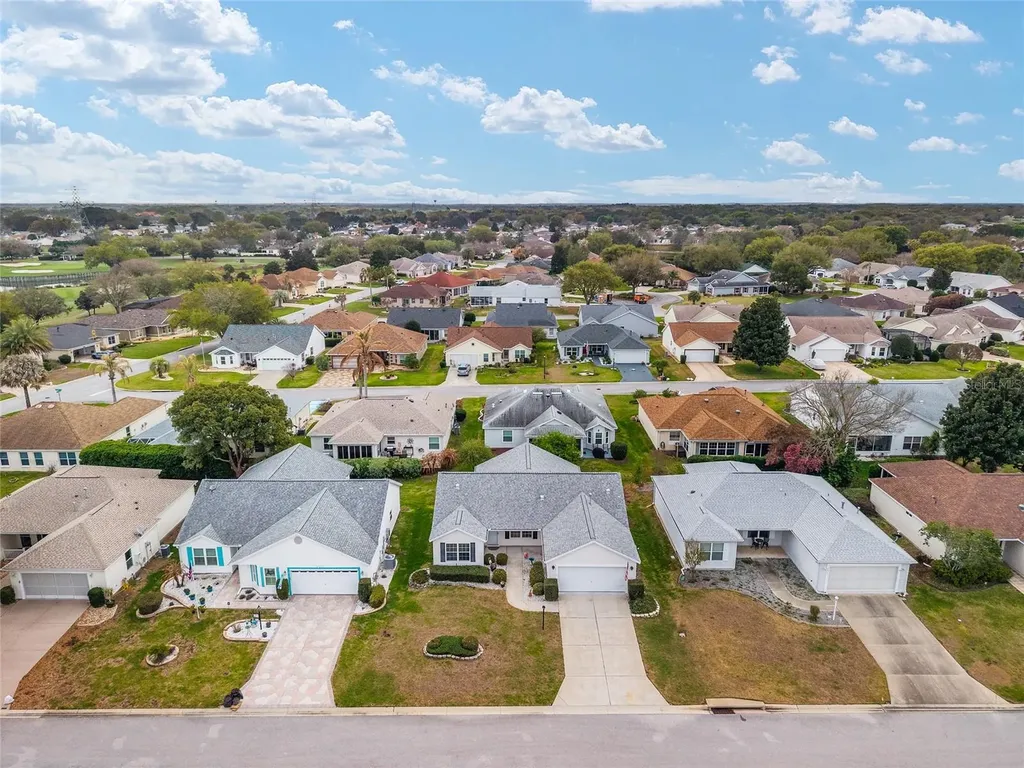 17713 SE 89th Milford Avenue The Villages FL 32162