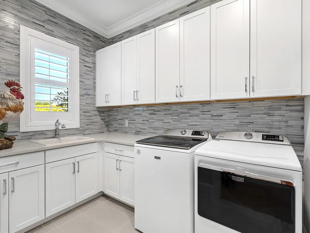 616 Blue Shell Loop Sarasota FL 34240