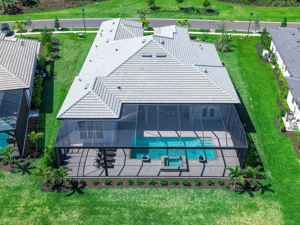 616 Blue Shell Loop Sarasota FL 34240