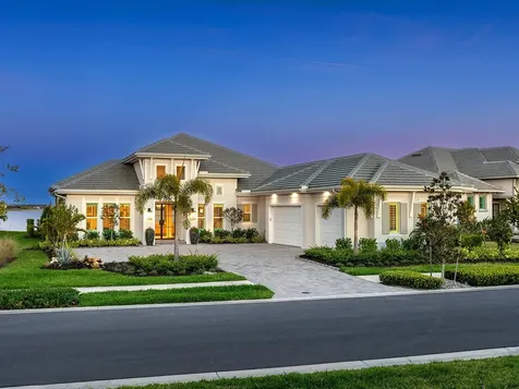 616 Blue Shell Loop Sarasota FL 34240