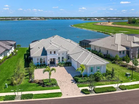 616 Blue Shell Loop Sarasota FL 34240