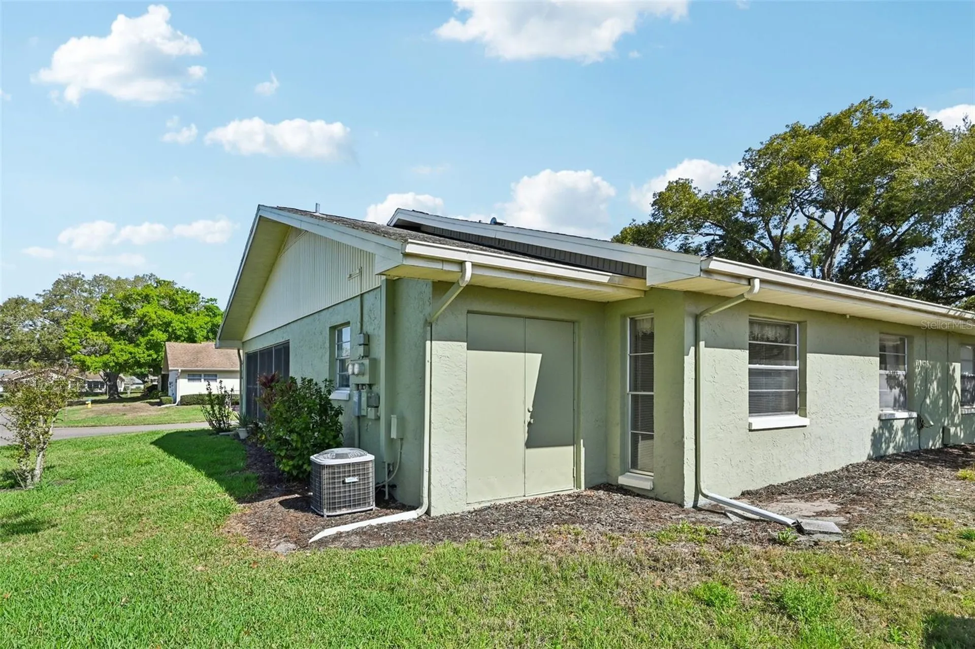 2216 Grenadier Drive Sun City Center FL 33573