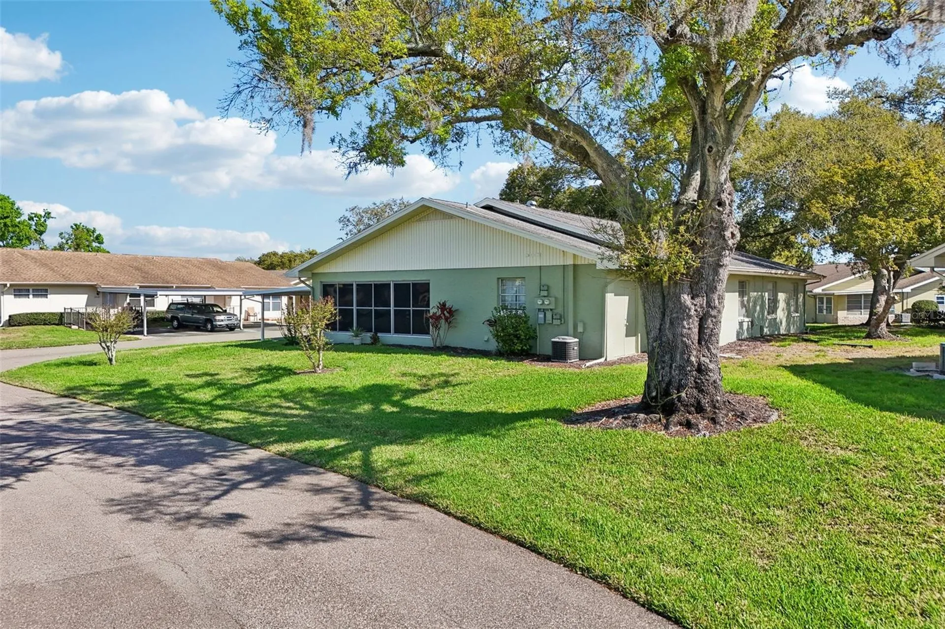 2216 Grenadier Drive Sun City Center FL 33573