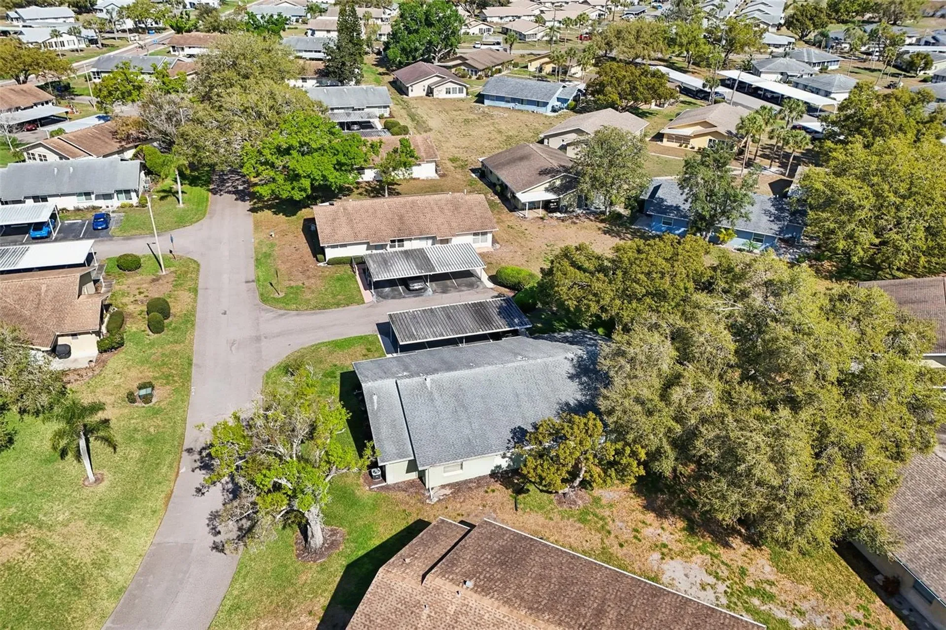 2216 Grenadier Drive Sun City Center FL 33573
