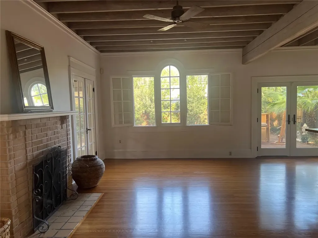 318 Vitoria Avenue Winter Park FL 32789