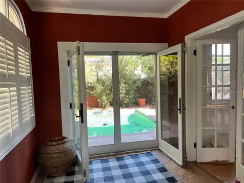 318 Vitoria Avenue Winter Park FL 32789