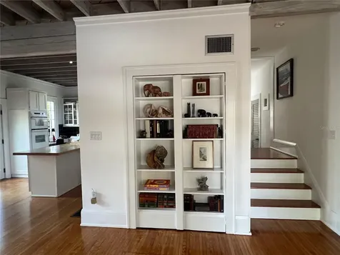 318 Vitoria Avenue Winter Park FL 32789