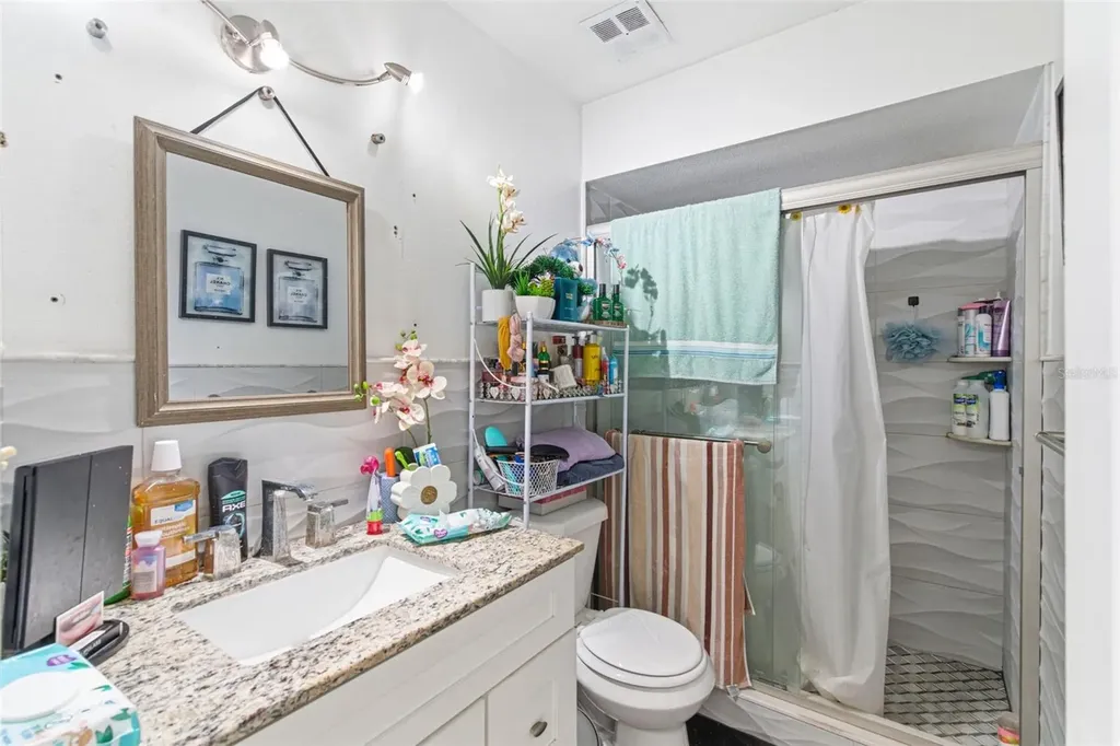 2706 W Powhatan Avenue Tampa FL 33614