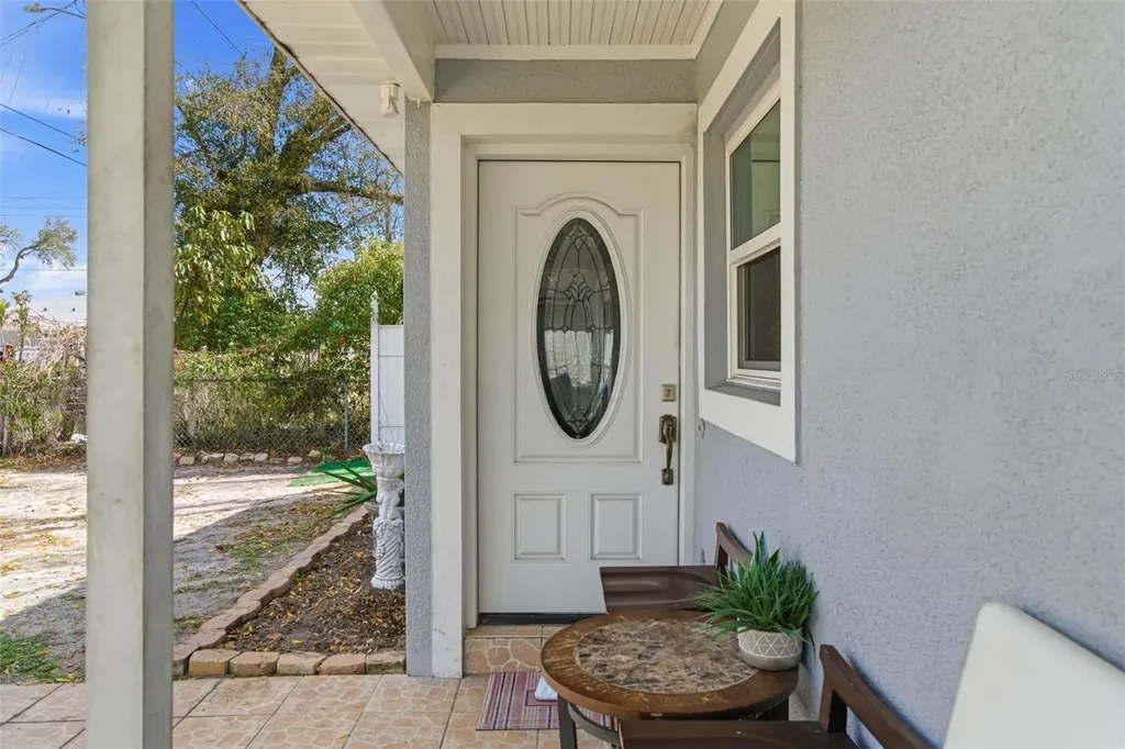 2706 W Powhatan Avenue Tampa FL 33614