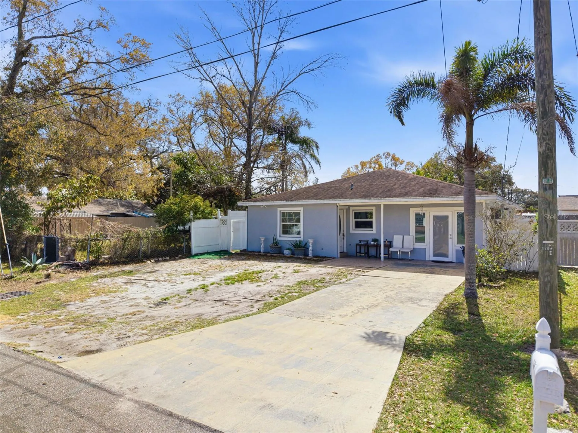 2706 W Powhatan Avenue Tampa FL 33614