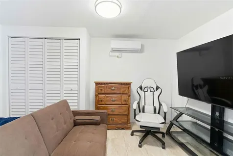 2706 W Powhatan Avenue Tampa FL 33614