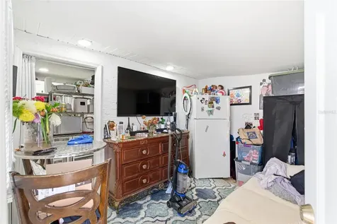 2706 W Powhatan Avenue Tampa FL 33614