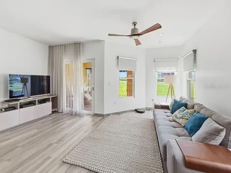 170 Candelero Deive Humacao PR 00791