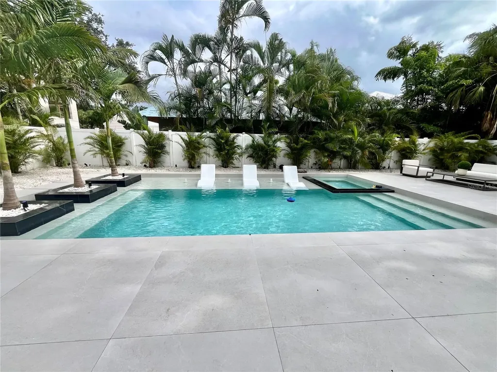 1640 Waldemere Street Sarasota FL 34239