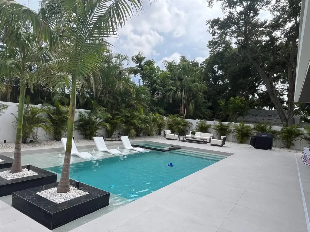 1640 Waldemere Street Sarasota FL 34239