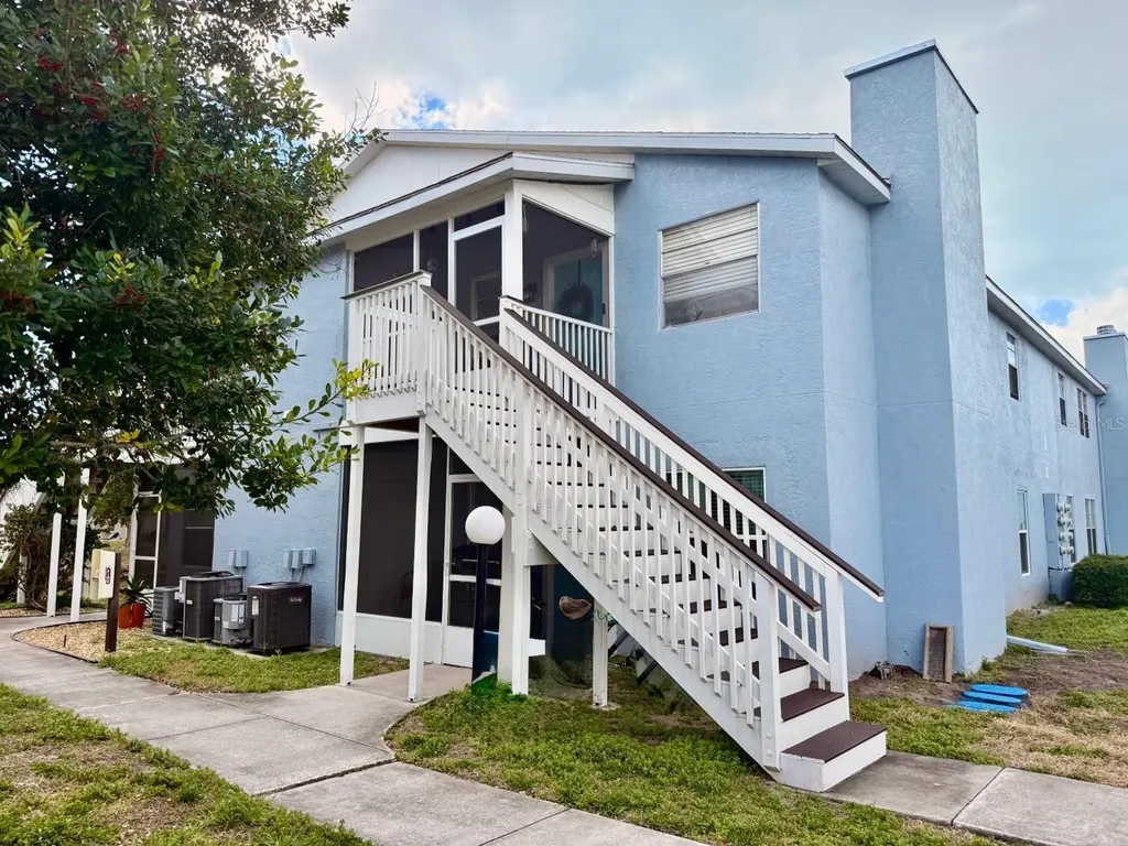 3863 59th Avenue W Bradenton FL 34210