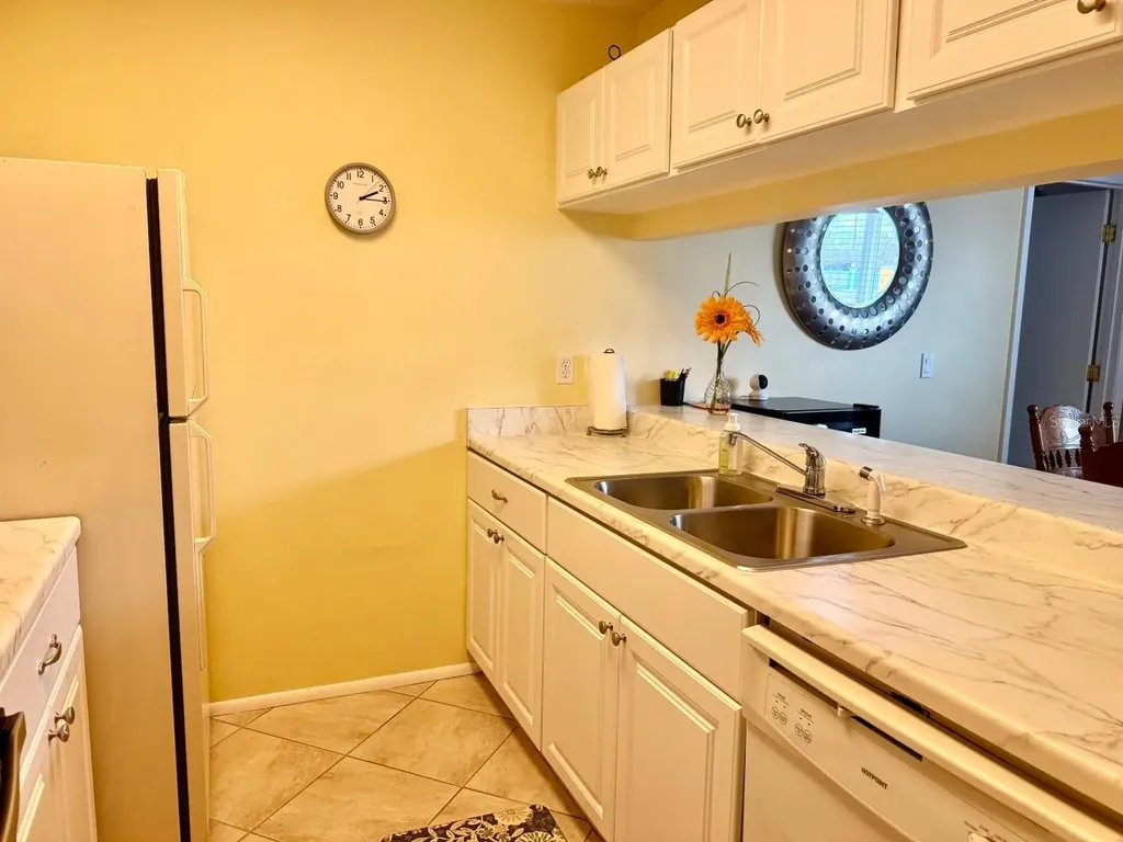 3863 59th Avenue W Bradenton FL 34210