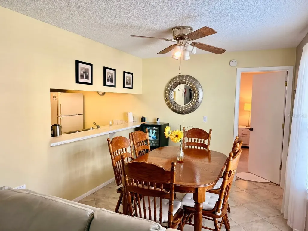 3863 59th Avenue W Bradenton FL 34210