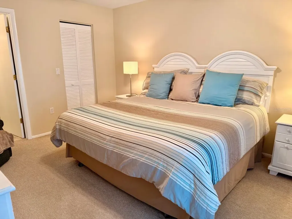 3863 59th Avenue W Bradenton FL 34210