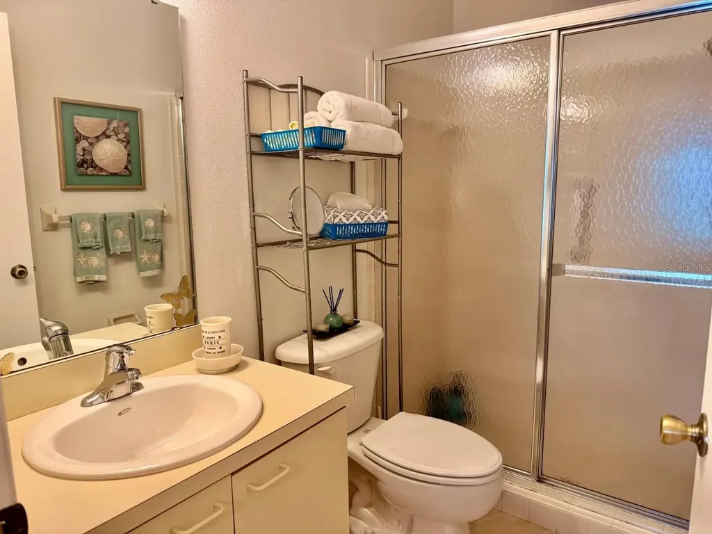 3863 59th Avenue W Bradenton FL 34210