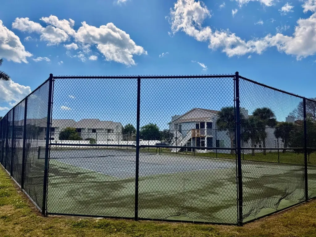 3863 59th Avenue W Bradenton FL 34210