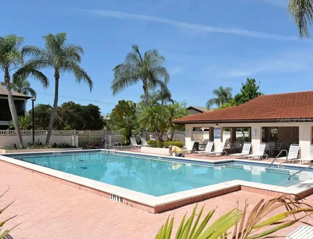 3863 59th Avenue W Bradenton FL 34210