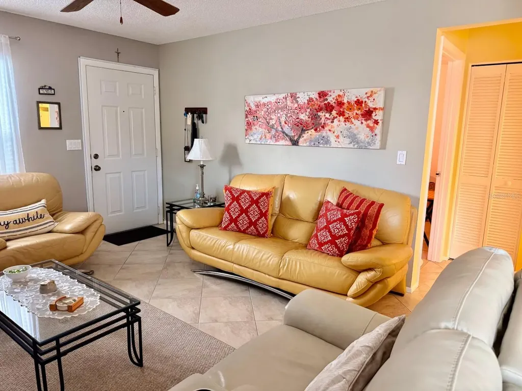 3863 59th Avenue W Bradenton FL 34210