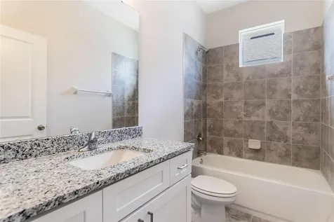 3791 Watercliff Circle Grand Island FL 32735