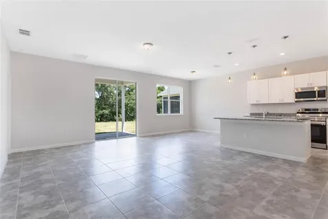 3791 Watercliff Circle Grand Island FL 32735