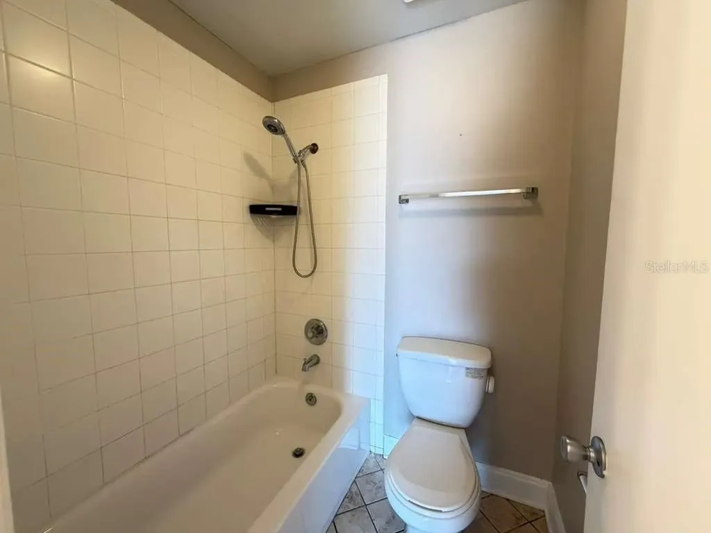 118 Dahlia Village Circle Orlando FL 32807